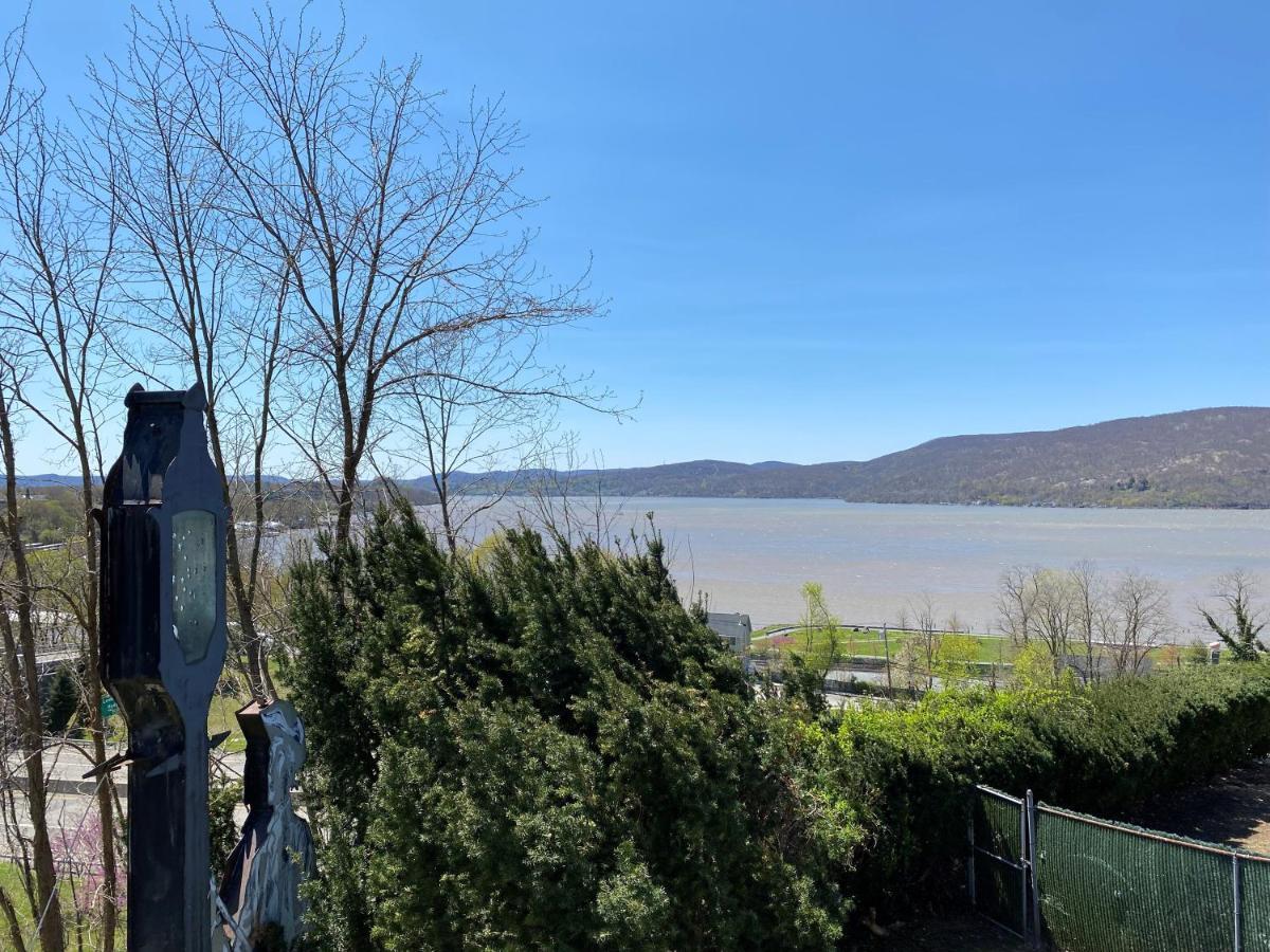 Inn On The Hudson Peekskill Exterior foto